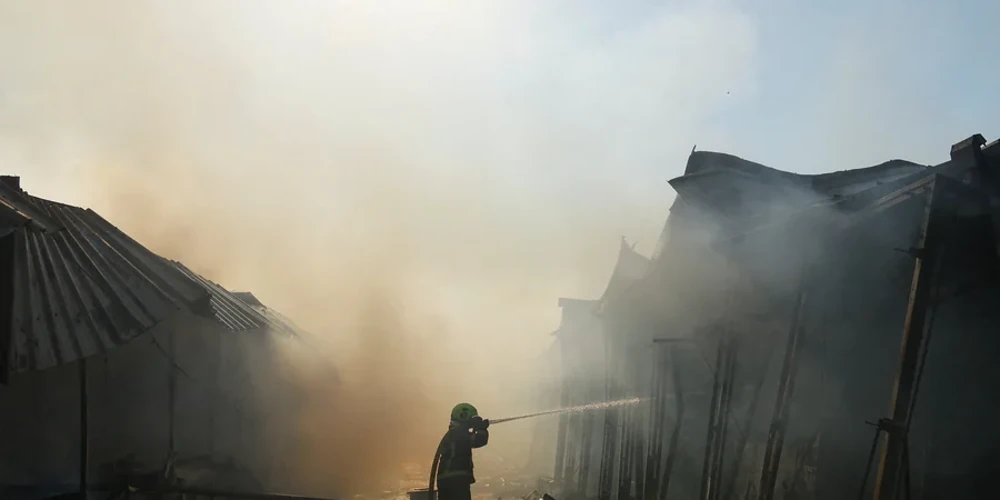 Три тривоги за ніч у Києві: послідовність сигналів та відбоїв