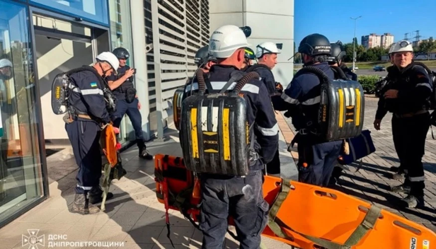 Удар по ТЦ у Кривому Розі: основні цифри та імена, які підтвердила влада