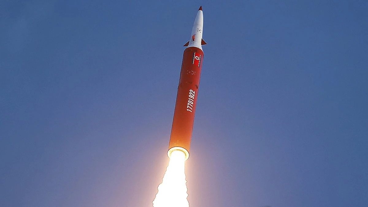 Запуск ракети у східному регіоні КНДР (світлина KCNA via REUTERS)